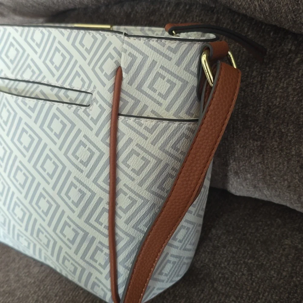Light Gray Patterned Tote with Brown Trim - Unknown Brand